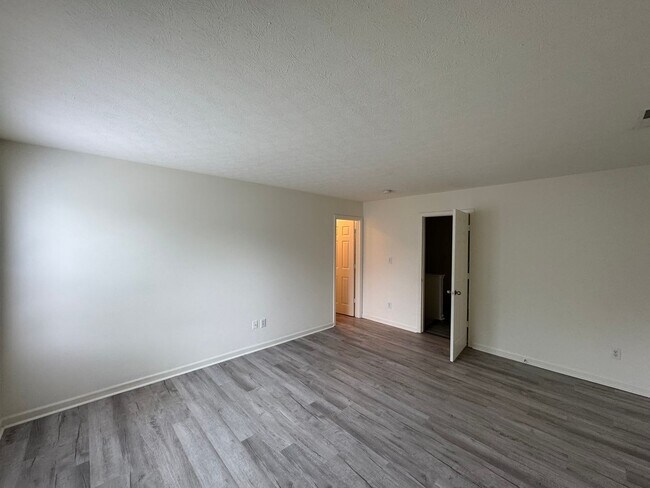 Foto del edificio - 1176 N Aberdeen Dr