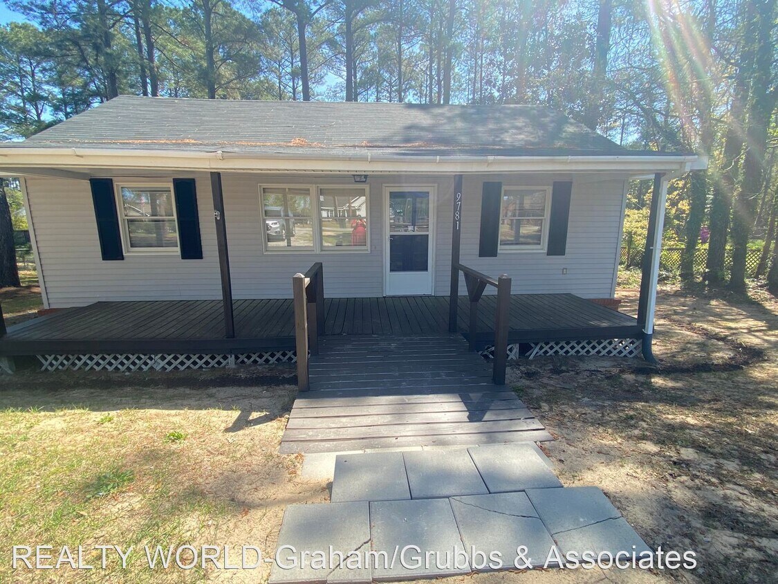 Foto principal - 3 br, 2 bath House - 9781 S. Turnpike Road
