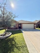 Building Photo - 16538 Twinwalker Drive