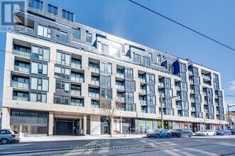 Building Photo - 840 St Clair Ave W