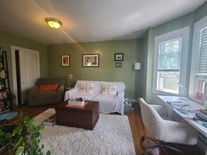 Building Photo - 364 K St