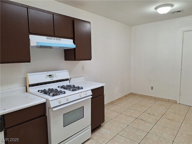 Foto del edificio - 6424 Hayden Peak Ln