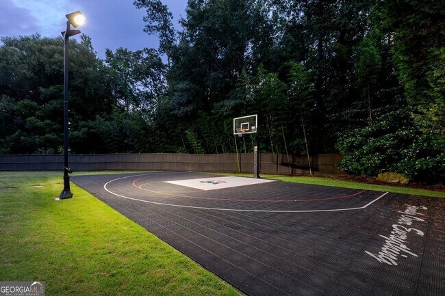 Foto del edificio - 11140 W Rd