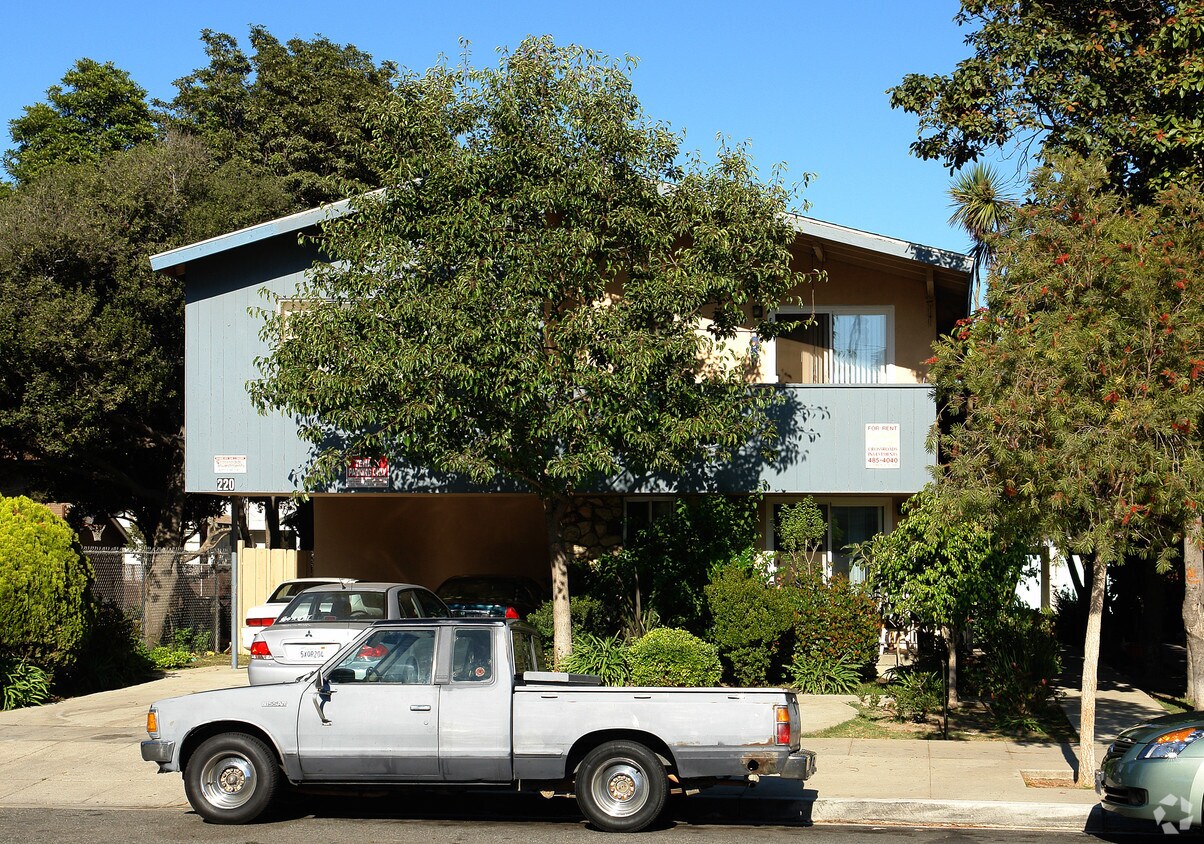 Foto del edificio - 220 S E St