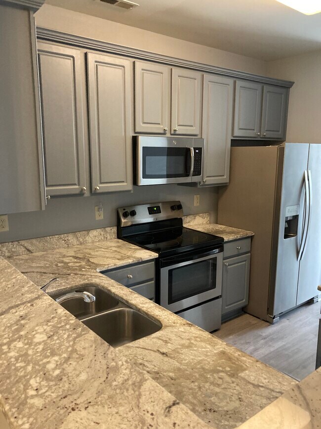 Foto del edificio - 8300 City Loft Ct