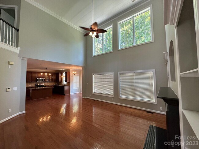 Foto del edificio - 903 Lillieshall Rd