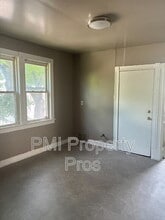 Building Photo - 1413 N 37th St