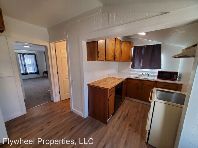 Building Photo - 1 br, 1 bath House - 709 Lane
