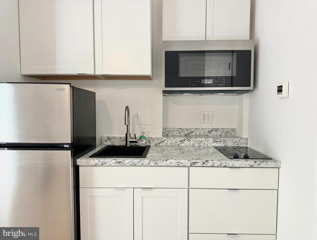 Foto del edificio - 212 E Moreland Ave