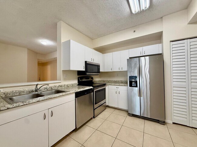Foto del edificio - 6928 SW 39th St