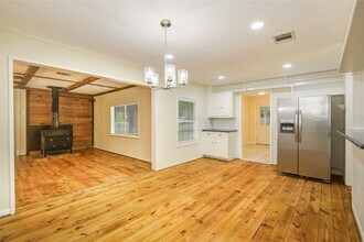 Building Photo - 804 Chickasaw Dr