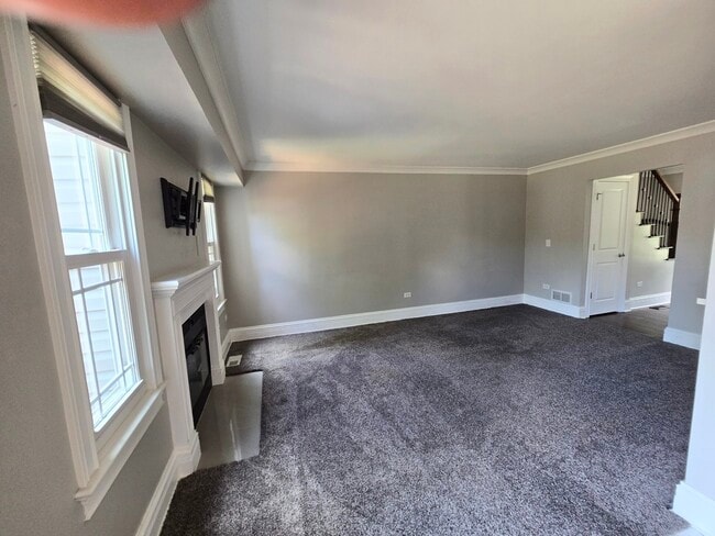 Building Photo - 1217 Springdale Cir