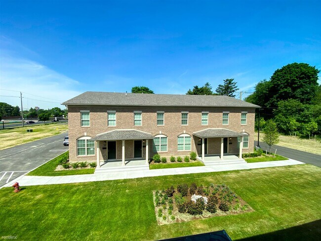 Building Photo - 17440 W Eleven Mile Rd