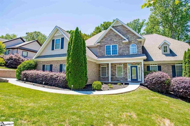 Foto del edificio - 132 Walnut Creek Way