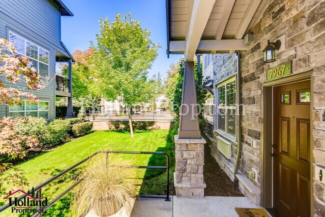 Foto del edificio - New Price, Same Great Home – Don't Miss Ou...