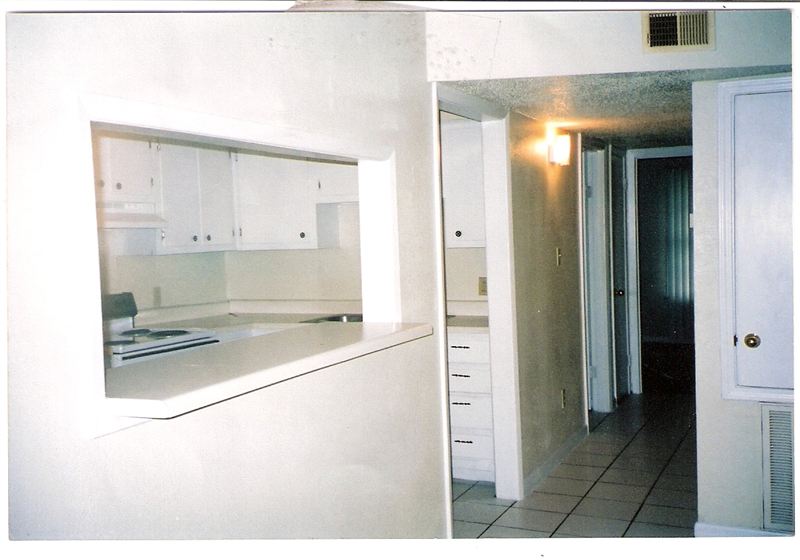 Building Photo - 801 S Ruddle Rd