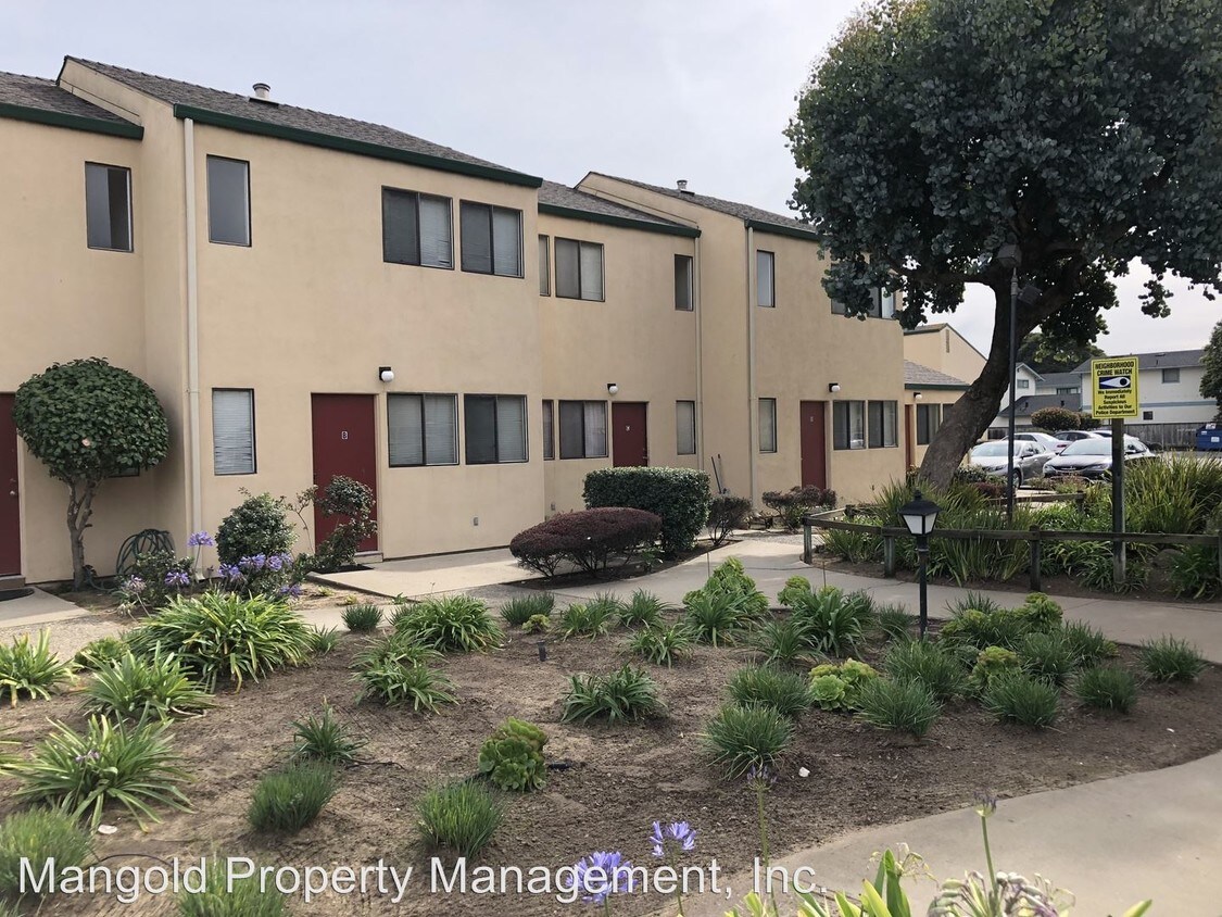 Foto principal - 956 Trinity Ave
