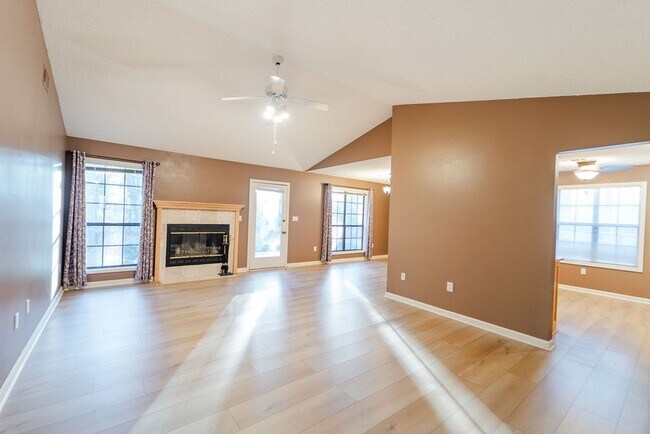 Foto del edificio - Charming 3 bedroom, 2 bath home that has been updated and is ready to be called home! This home h...