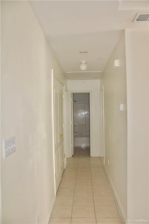 Building Photo - 2514 Cervantes Ave
