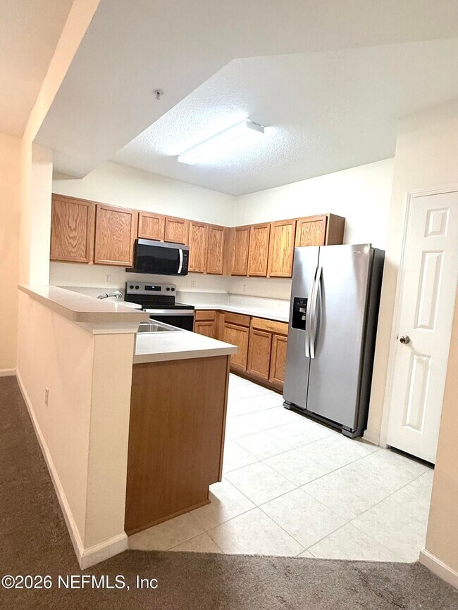 Foto del edificio - 575 Oakleaf Plantation Pkwy