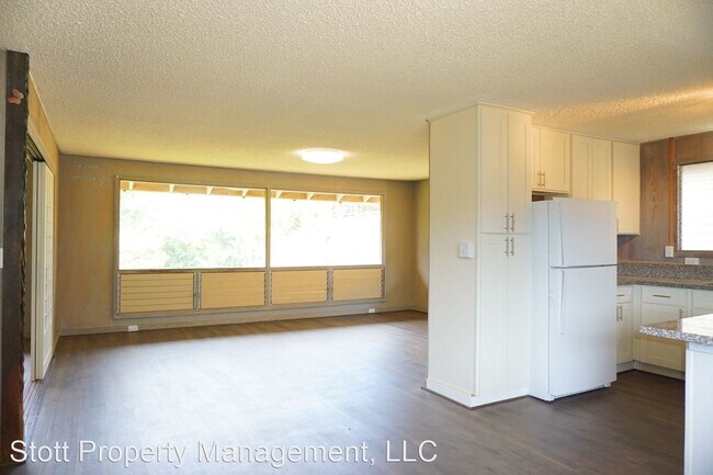 Building Photo - 3 br, 2 bath House - 98-1264 Kulawai Street