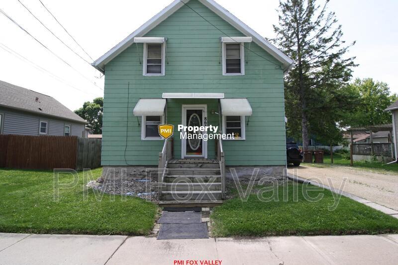 863 1st St, Menasha, WI 54952 Condo for Rent in Menasha, WI