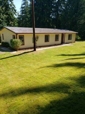 Building Photo - Tranquil Living in the Country