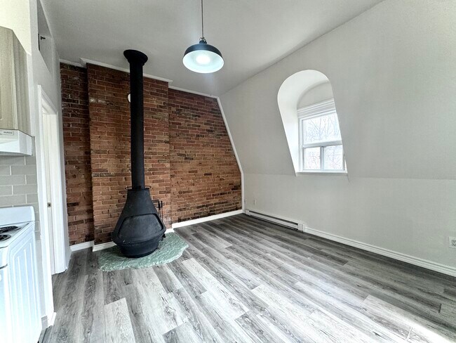 Photo du bâtiment - 181 Gerrard St E