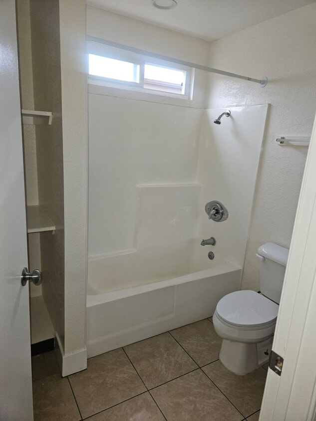 Building Photo - 1635 Pentecost Way