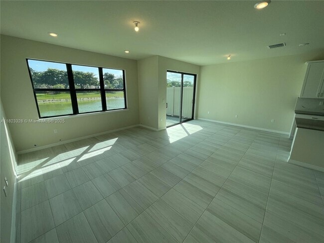 Foto del edificio - 2112 Appleton Cir S