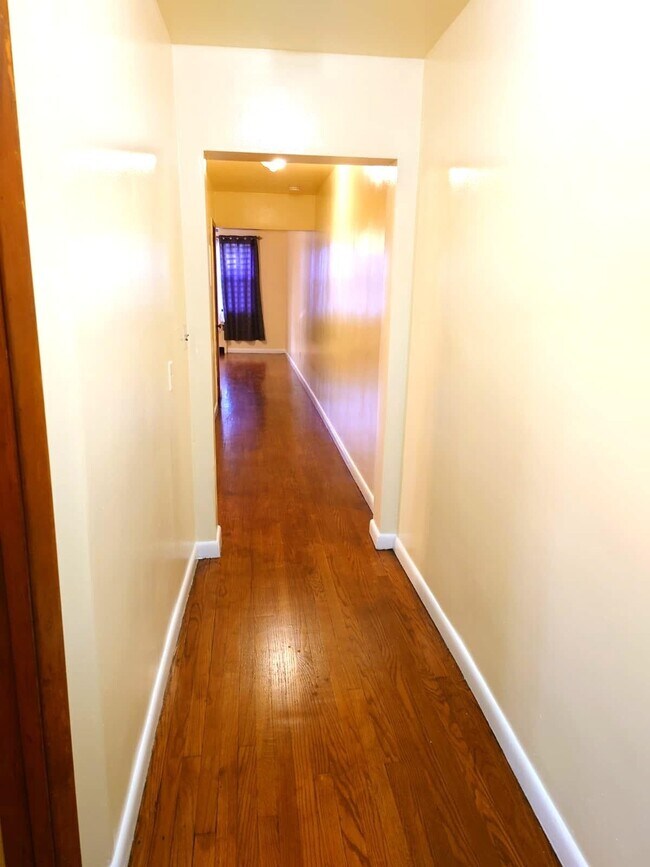 Foto del edificio - 6129 Jackson St