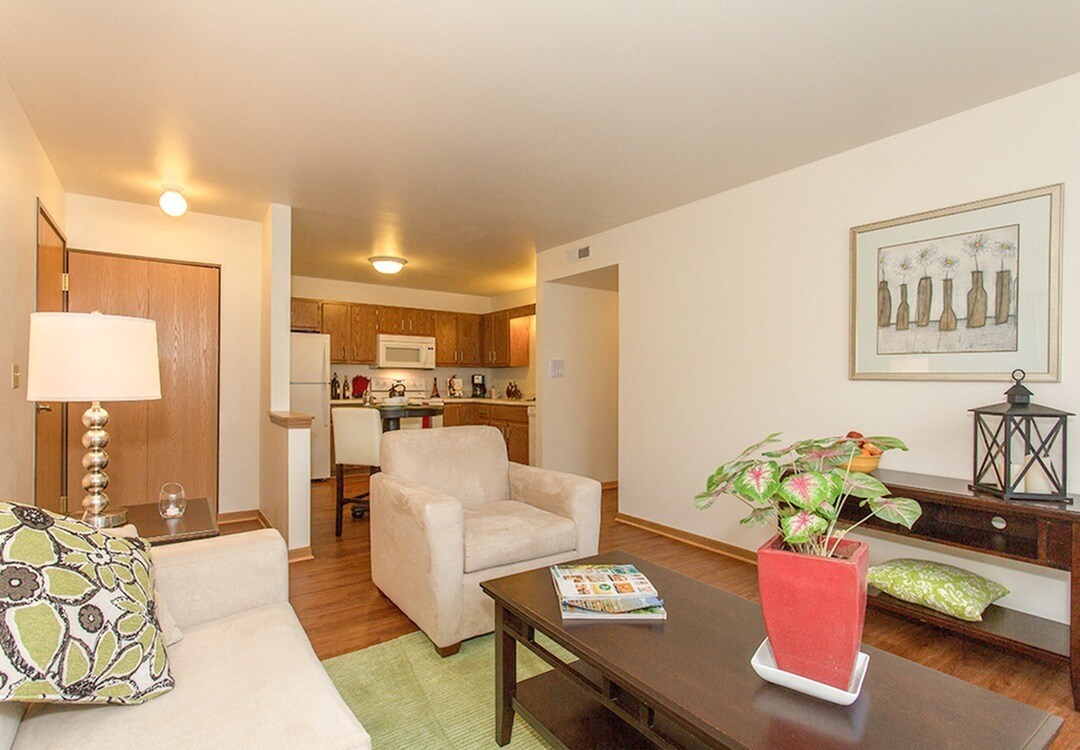 Riverside Glen Apartments Apartments in Rockford, IL