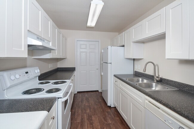 Cocina - Cardinal Pointe at the Highlands