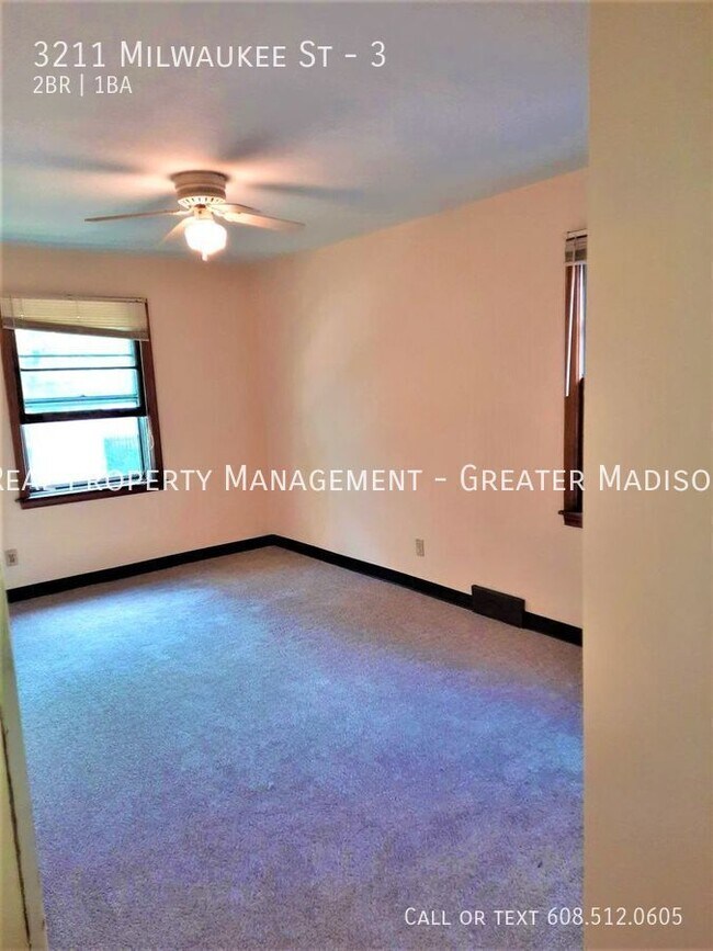 Foto del edificio - 3211 Milwaukee St