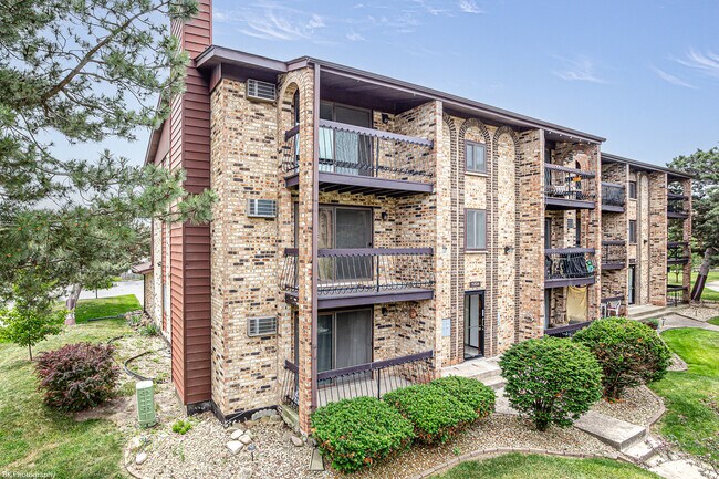 Foto del edificio - 15834 Orlan Brook Dr