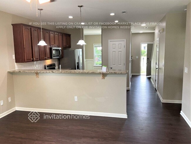 Building Photo - 2082 Craver Meadows Dr