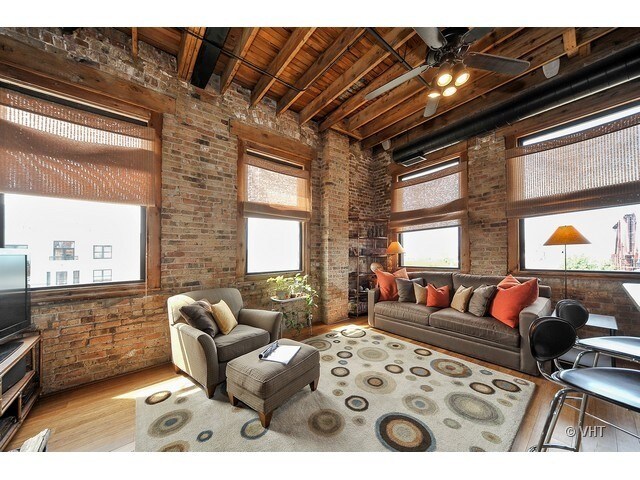 Foto del edificio - 525 N Halsted St