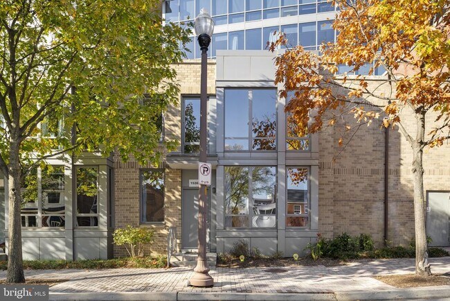 Foto del edificio - 1536 N Scott St