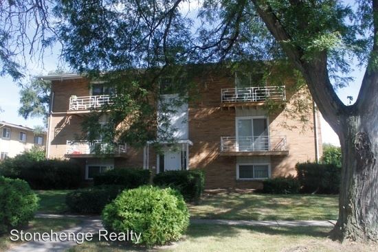 Primary Photo - 419 Shadowbrook Dr