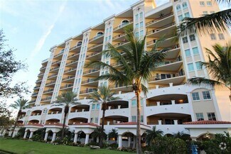 Building Photo - 501 Haben Blvd
