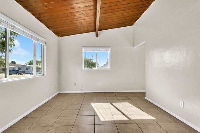 Foto del edificio - Clairemont Mesa Blvd 4414-4416 Duplex