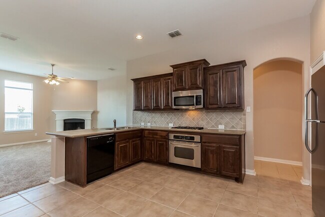 Foto del edificio - 4613 Daisy Leaf Dr