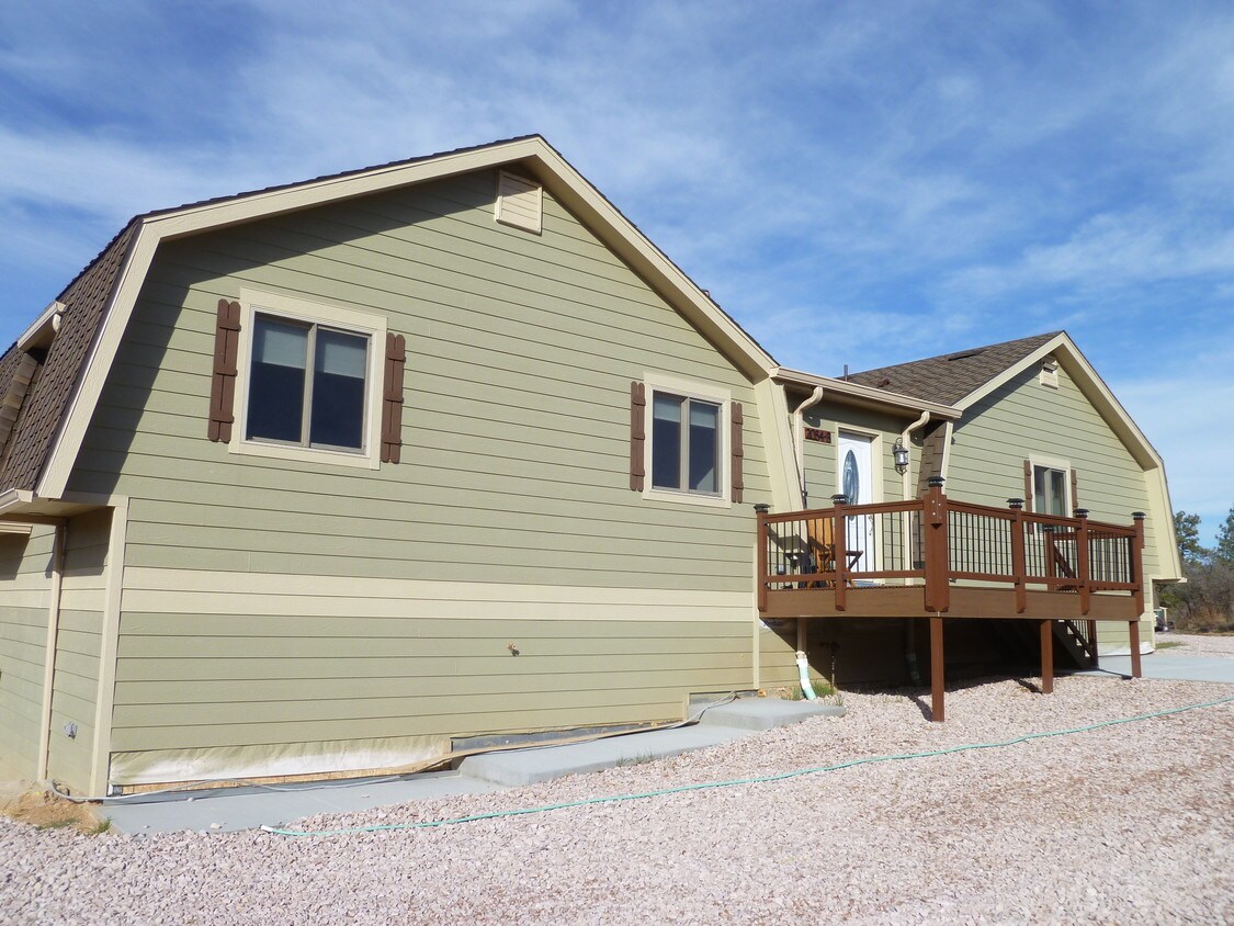 2054 S Mountain View Rd, Sedalia, CO 80135 House Rental in Sedalia