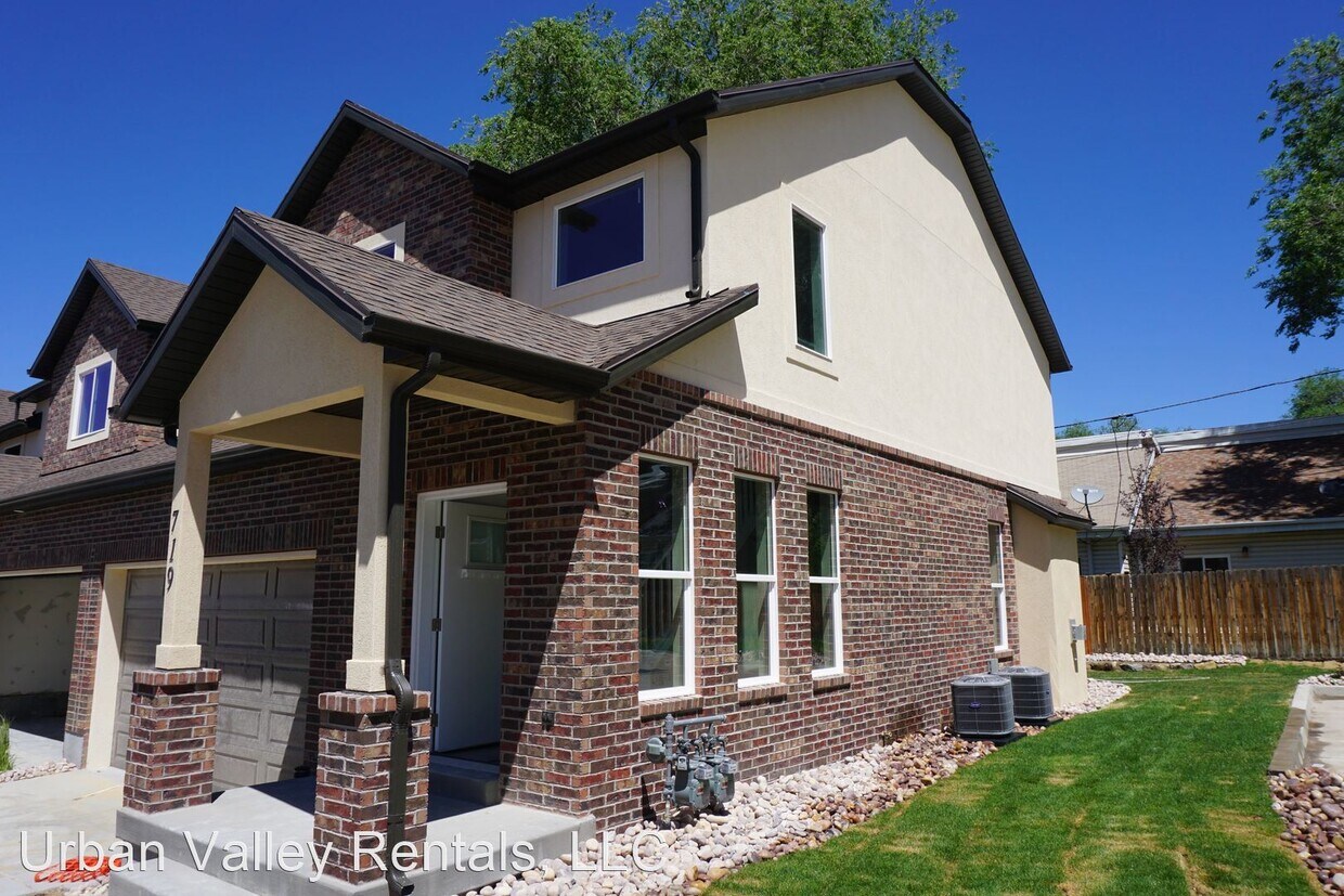 Primary Photo - 3 br, 3.5 bath House - 719 E. Ryder Park Ln.