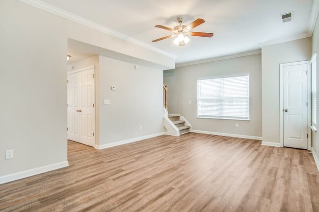 Building Photo - 173 Harwell Rd