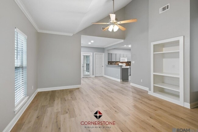 Building Photo - 4625 Burbank Dr