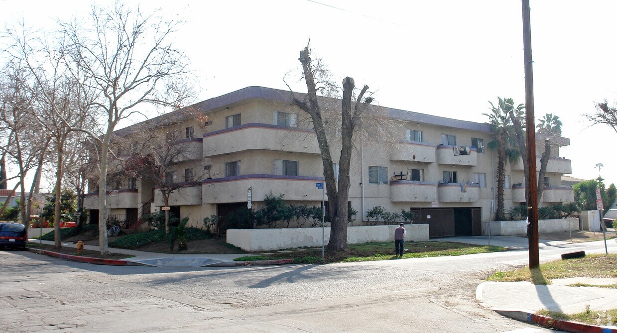 14554 Vose St, Van Nuys, CA 91405 Apartments in Van Nuys, CA