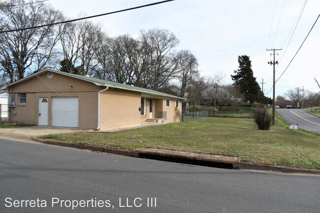 Building Photo - 3 br, 2 bath House - 1706 W. Saint Louis St.