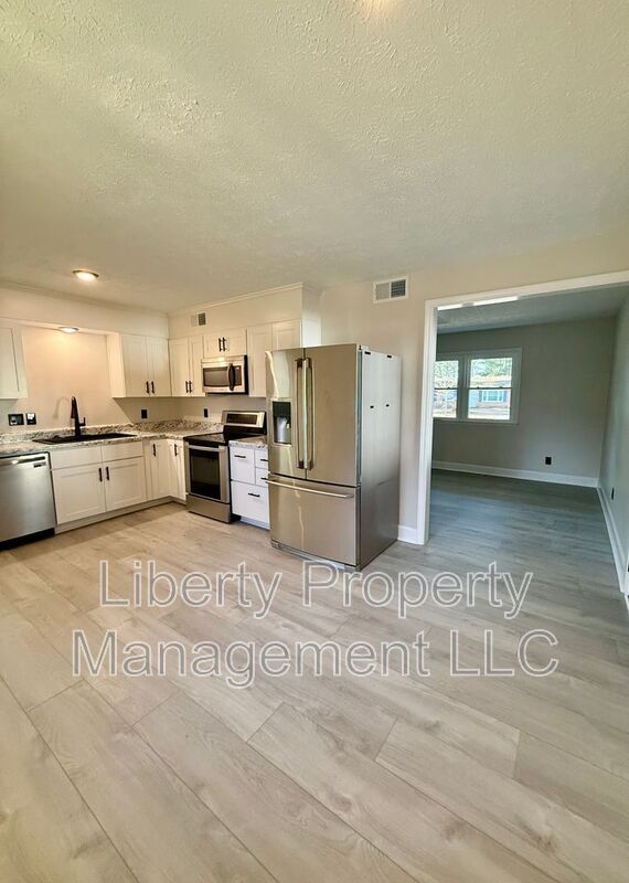 Foto del edificio - 6220 Bretton Woods Dr