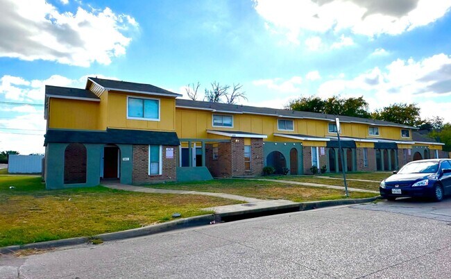 Foto del edificio - 2405 Doreen St